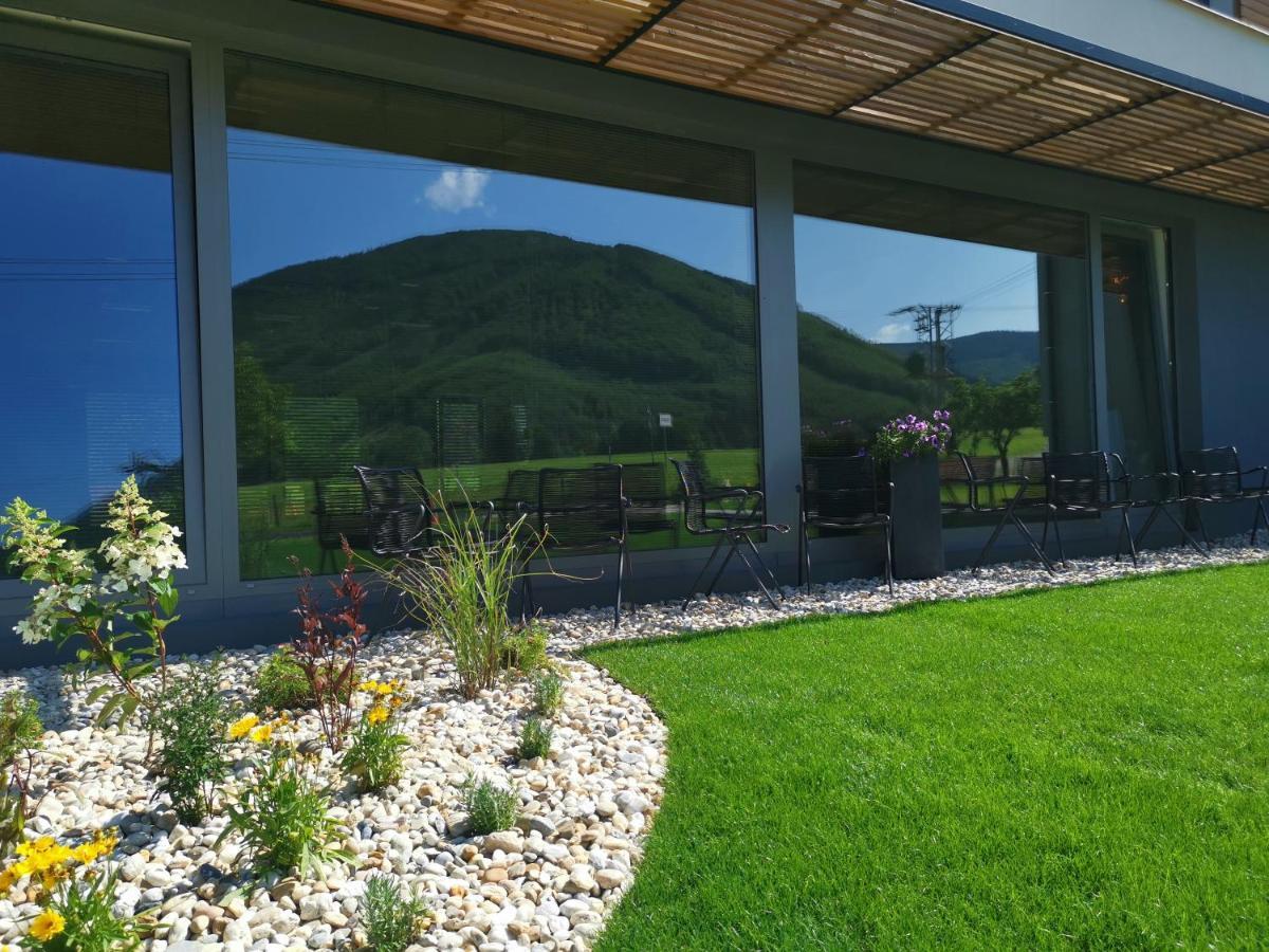 Hotel Maralak Kunčice pod Ondřejníkem Dış mekan fotoğraf