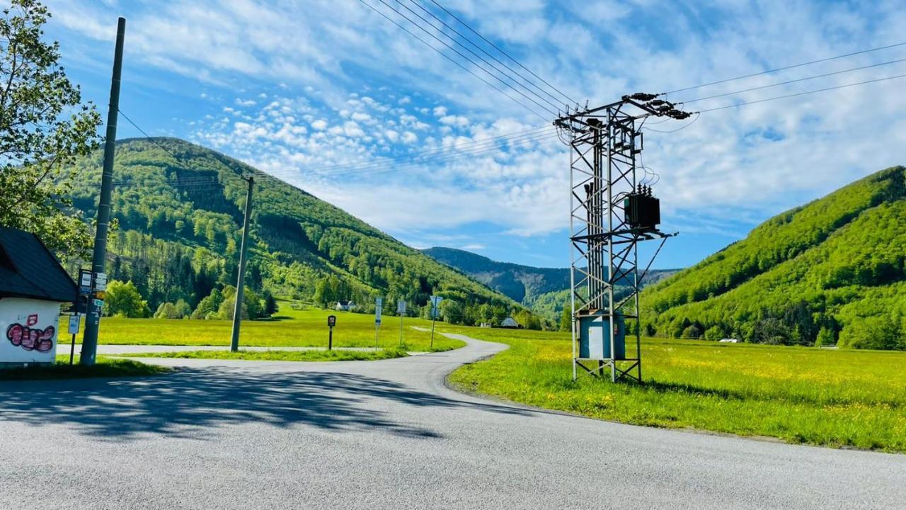 Hotel Maralak Kunčice pod Ondřejníkem Dış mekan fotoğraf